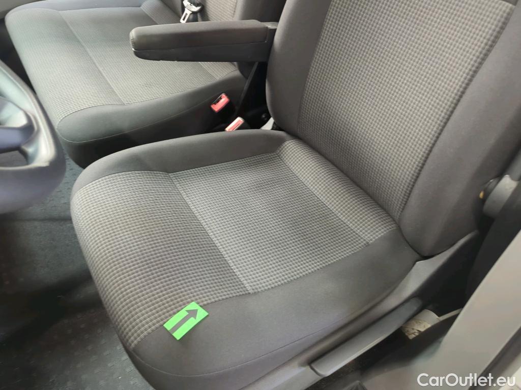  Volkswagen  Transporter KR 2.0 TDI 81KW #21