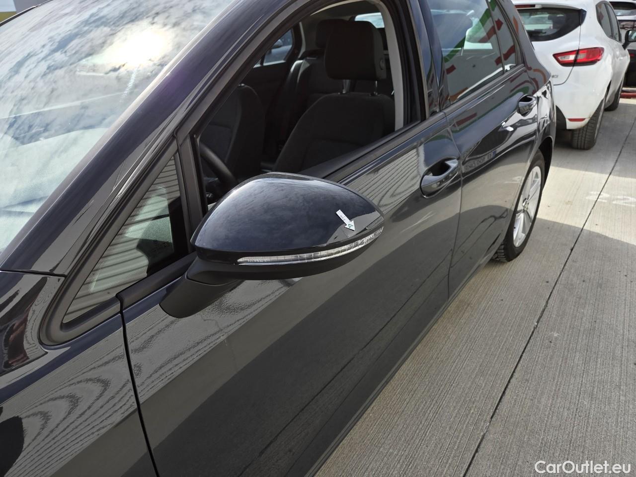  Volkswagen  Golf  Life 1.0 TSI #7