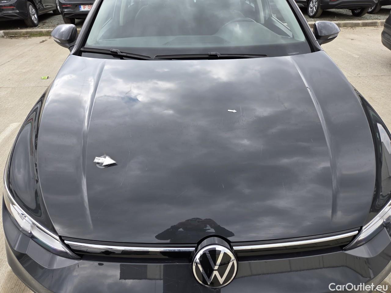  Volkswagen  Golf  Life 1.0 TSI #9