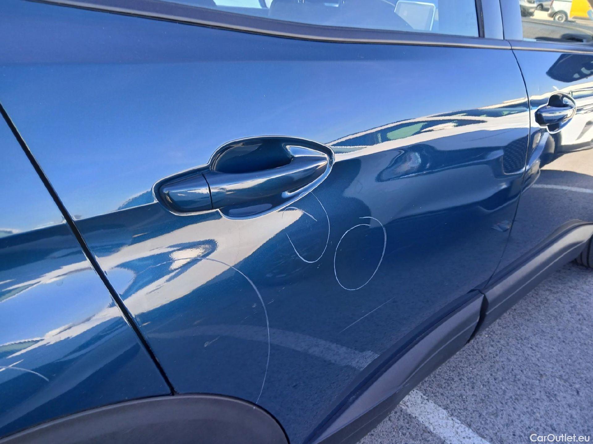  Peugeot  3008 PEUGEOT  / 2020 / 5P / todoterreno 1.5 BlueHDi 96kW (130CV) S&S Active Pack #37