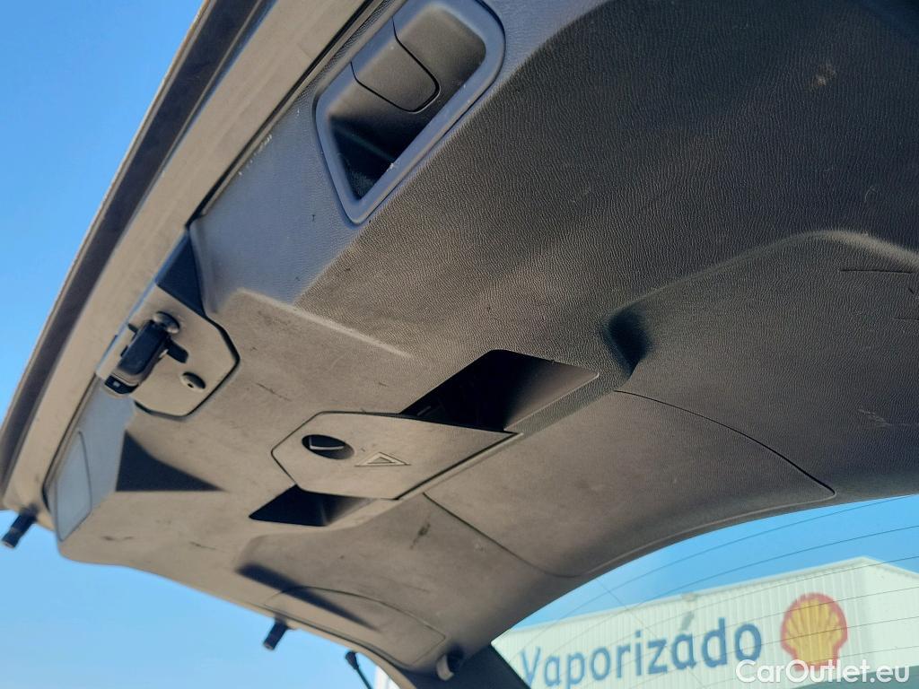  Peugeot  3008 PEUGEOT  / 2020 / 5P / todoterreno 1.5 BlueHDi 96kW (130CV) S&S Active Pack #14
