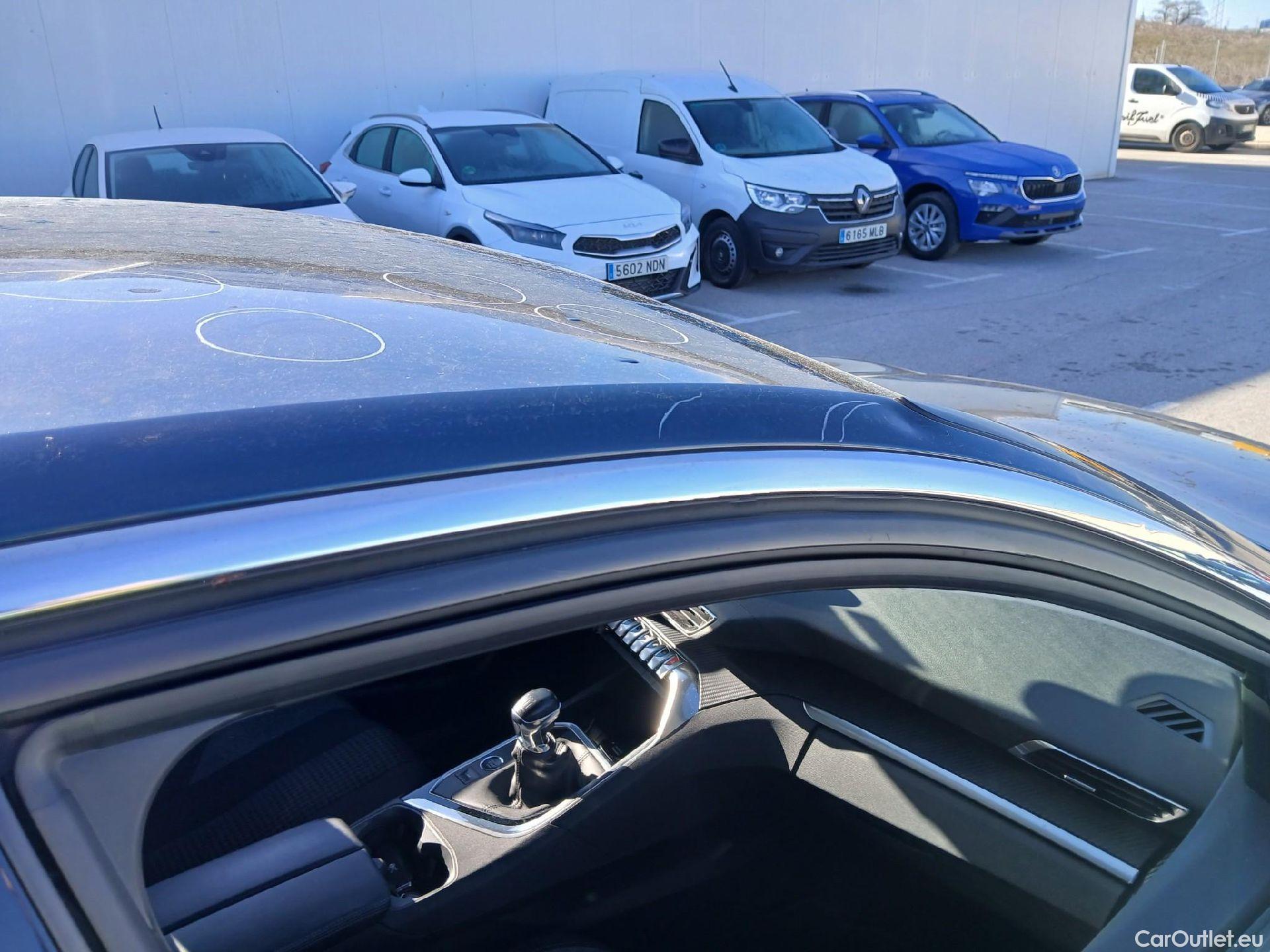  Peugeot  3008 PEUGEOT  / 2020 / 5P / todoterreno 1.5 BlueHDi 96kW (130CV) S&S Active Pack #43