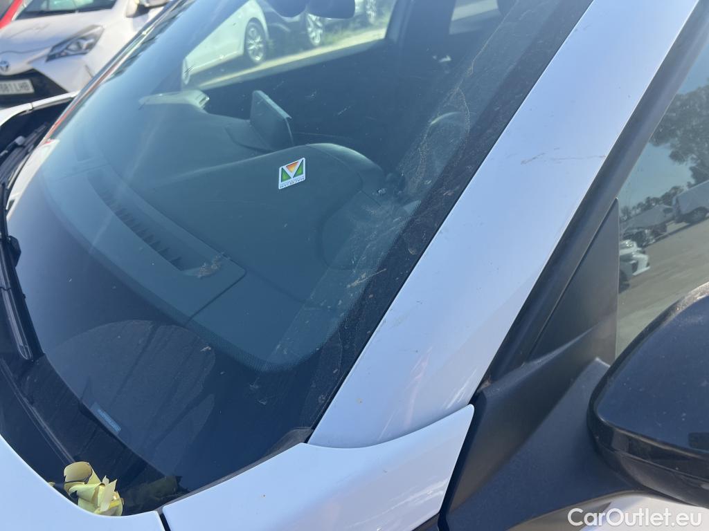  Peugeot  2008 PEUGEOT  Allure BlueHDI 110 CV / 5P #1
