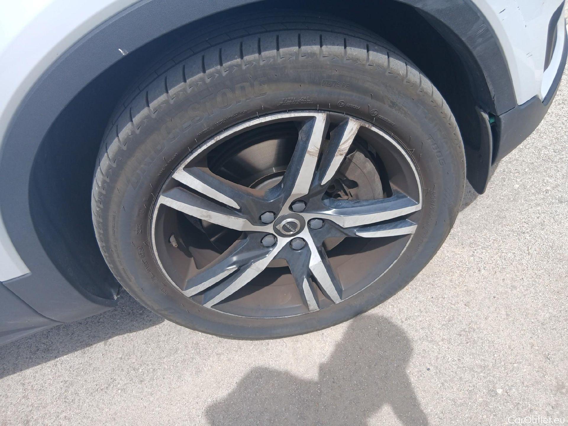  Volvo  XC 40 VOLVO XC40 / 2017 / 5P / todoterreno 1.5 T4 Twin Recharge R-Design Auto #37
