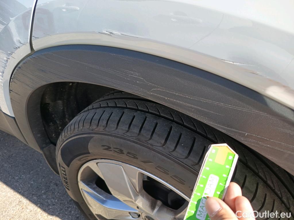  Volvo  XC 40 VOLVO XC40 / 2017 / 5P / todoterreno 1.5 T3 Business Plus Auto #29