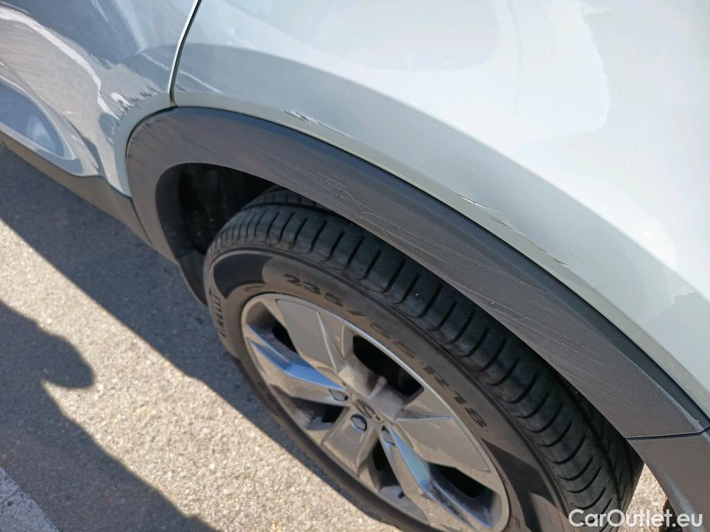  Volvo  XC 40 VOLVO XC40 / 2017 / 5P / todoterreno 1.5 T3 Business Plus Auto #28