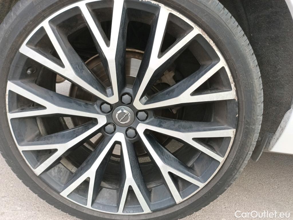  Volvo  XC60 VOLVO  / 2017 / 5P / todoterreno 2.0 T8 AWD Inscription Auto #10