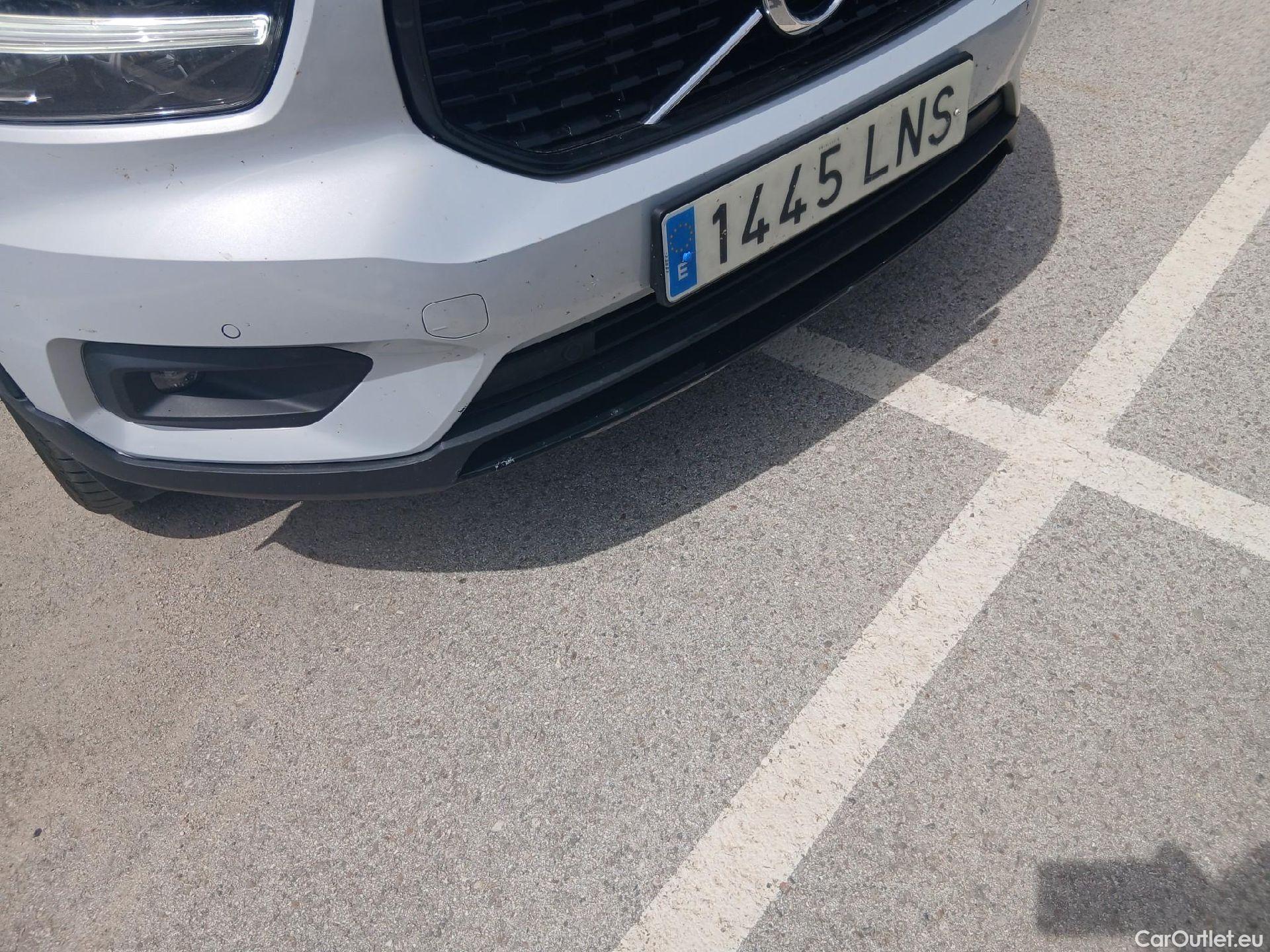  Volvo  XC 40 VOLVO XC40 / 2017 / 5P / todoterreno 1.5 T4 Twin Recharge R-Design Auto #8