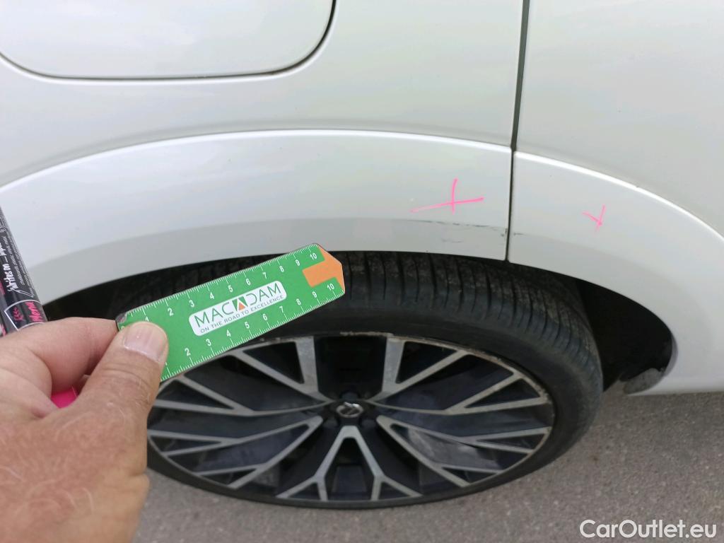  Volvo  XC60 VOLVO  / 2017 / 5P / todoterreno 2.0 T8 AWD Inscription Auto #21