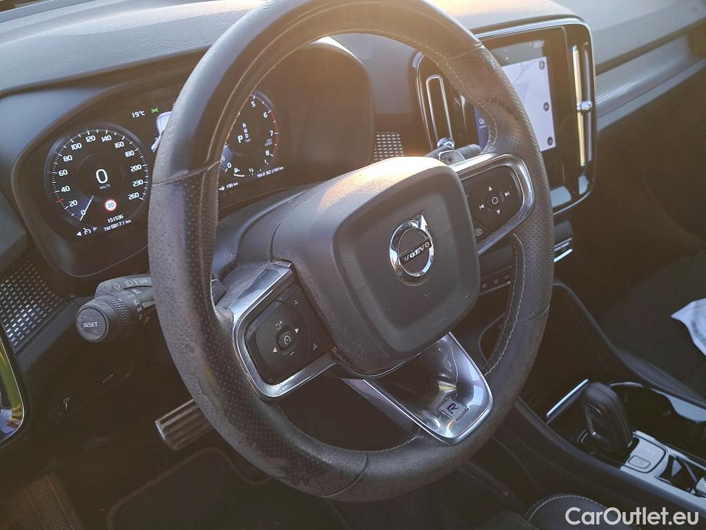  Volvo  XC 40 VOLVO XC40 / 2017 / 5P / todoterreno 1.5 T3 R-Design Auto #17