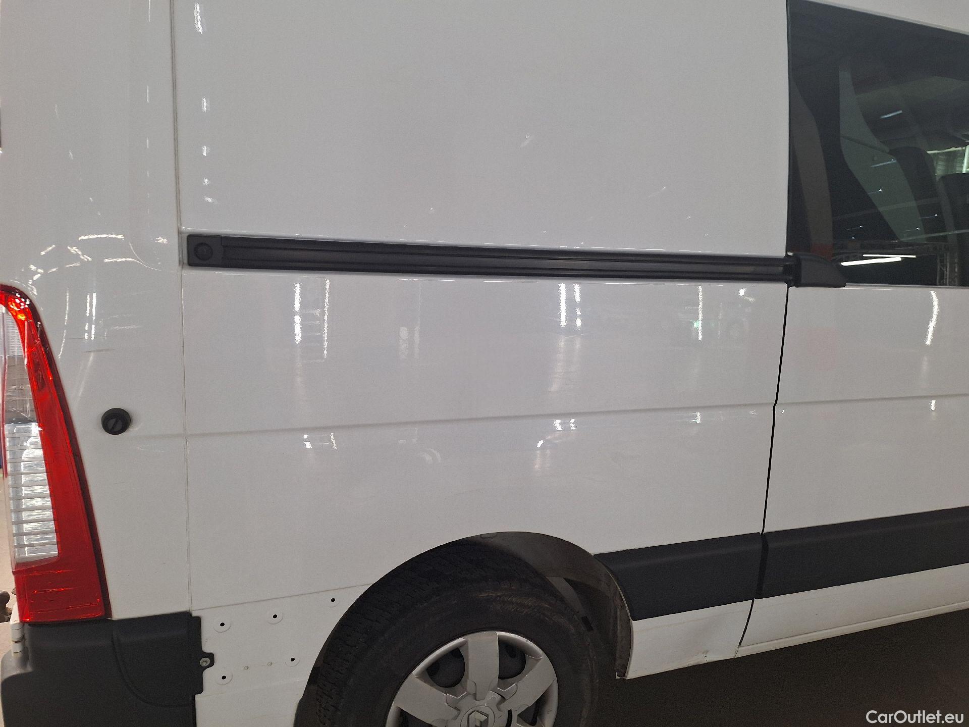  Renault  Megane Renault, _Master '19, Renault Master L2H2 Blue dCi 135 - 3.5 DC Grand Co #29