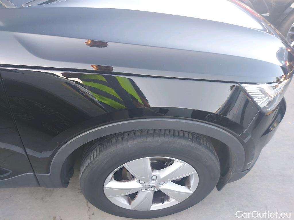  Volvo  XC 40 VOLVO XC40 / 2017 / 5P / todoterreno 1.5 T2 Momentum Core #21