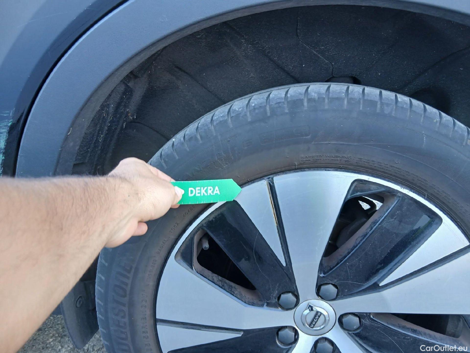  Volvo  XC 40 VOLVO XC40 / 2017 / 5P / todoterreno 1.5 T4 Twin Recharge Inscription Ex Auto #18