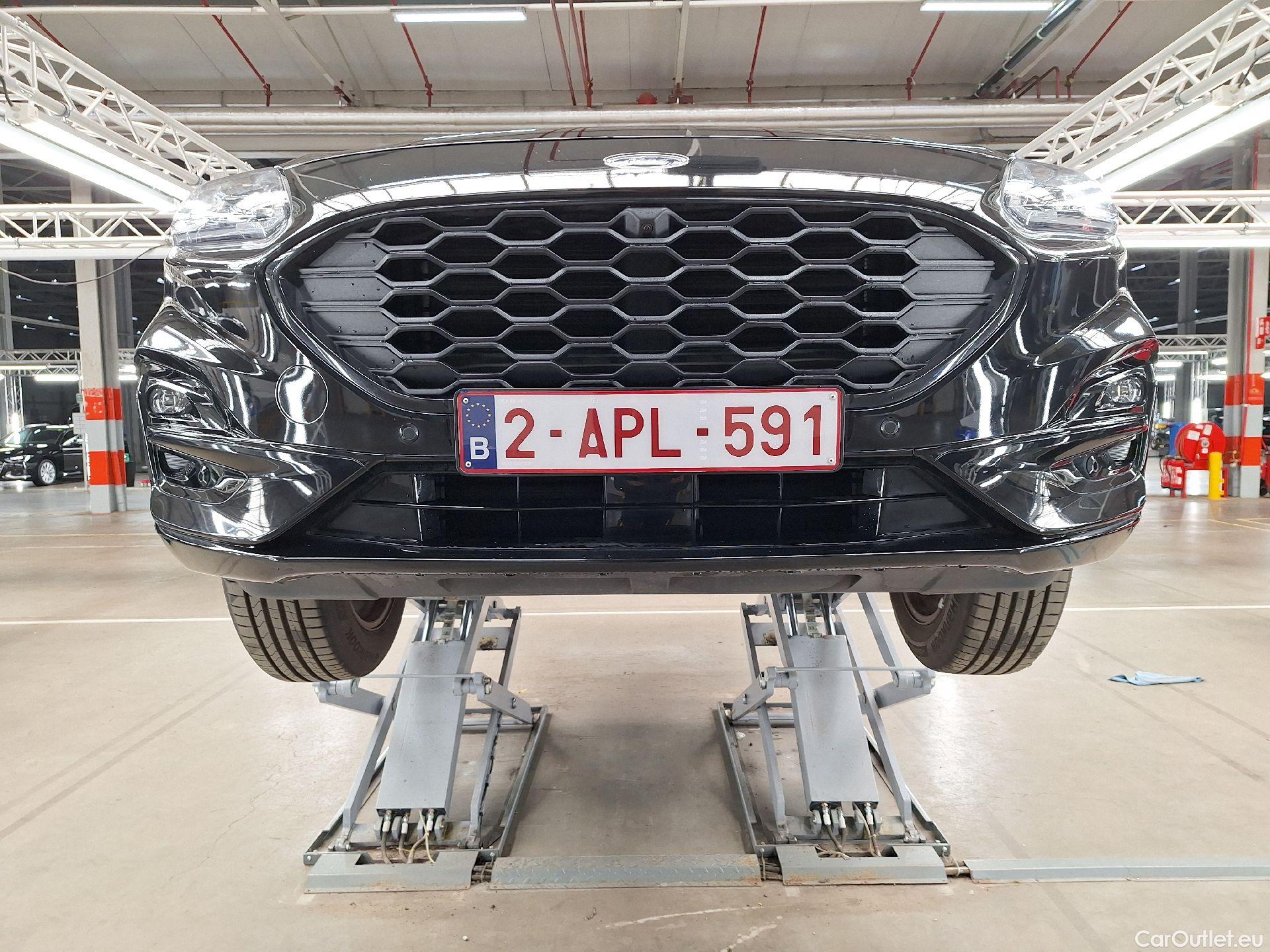  Ford  Kuga Ford,  '19, Ford  2.5i PHEV Aut. 165kW ST-Line X 5d #29