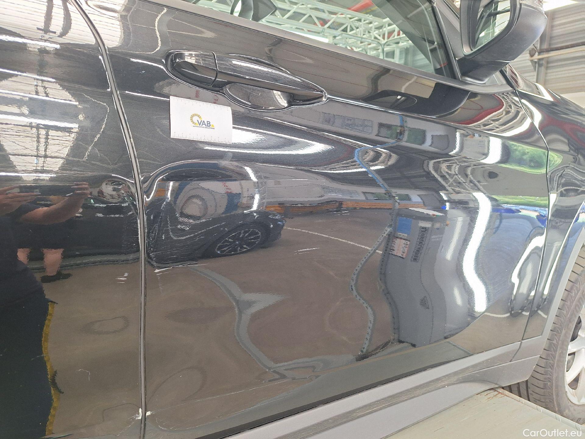  Bmw  X1 BMW,  FL'19, BMW  sDrive16d (85 kW) 5d #34