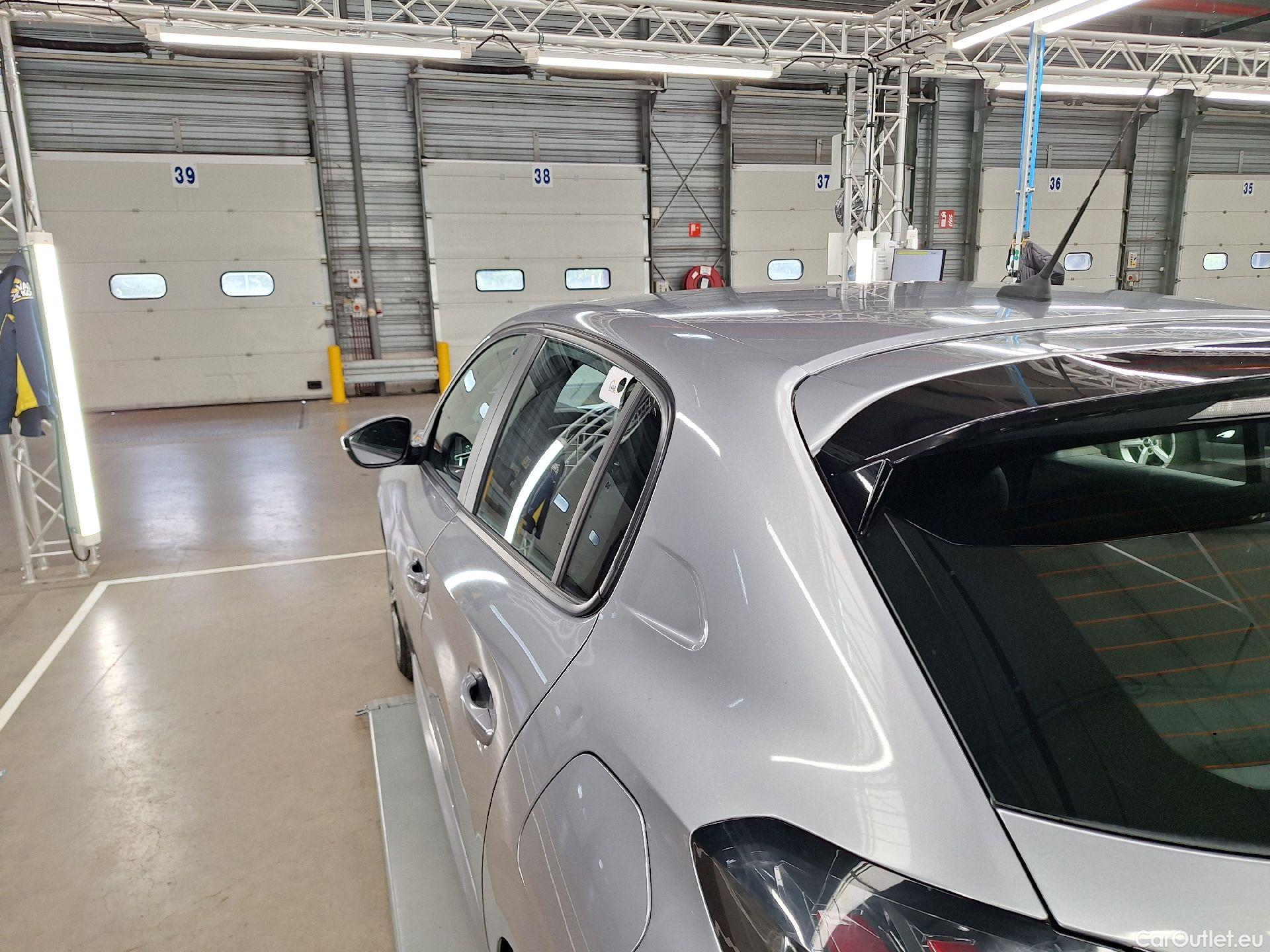  Peugeot  208 Peugeot,  '19, Peugeot  1.2 PureTech 100 MAN6 S&S ?6.3 Active  #8