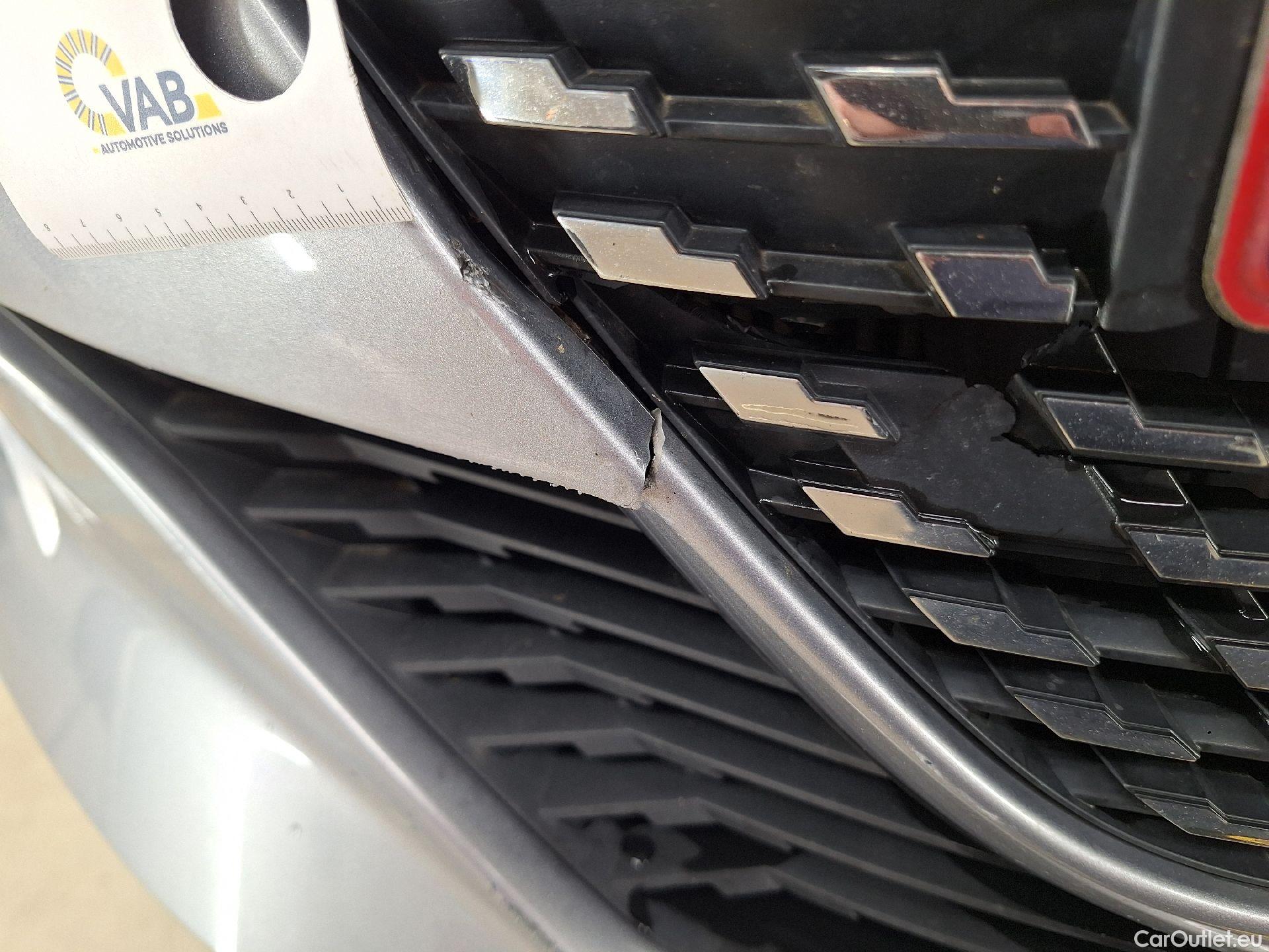  Peugeot  208 Peugeot,  '19, Peugeot  1.2 PureTech 100 MAN6 S&S ?6.3 Active  #52