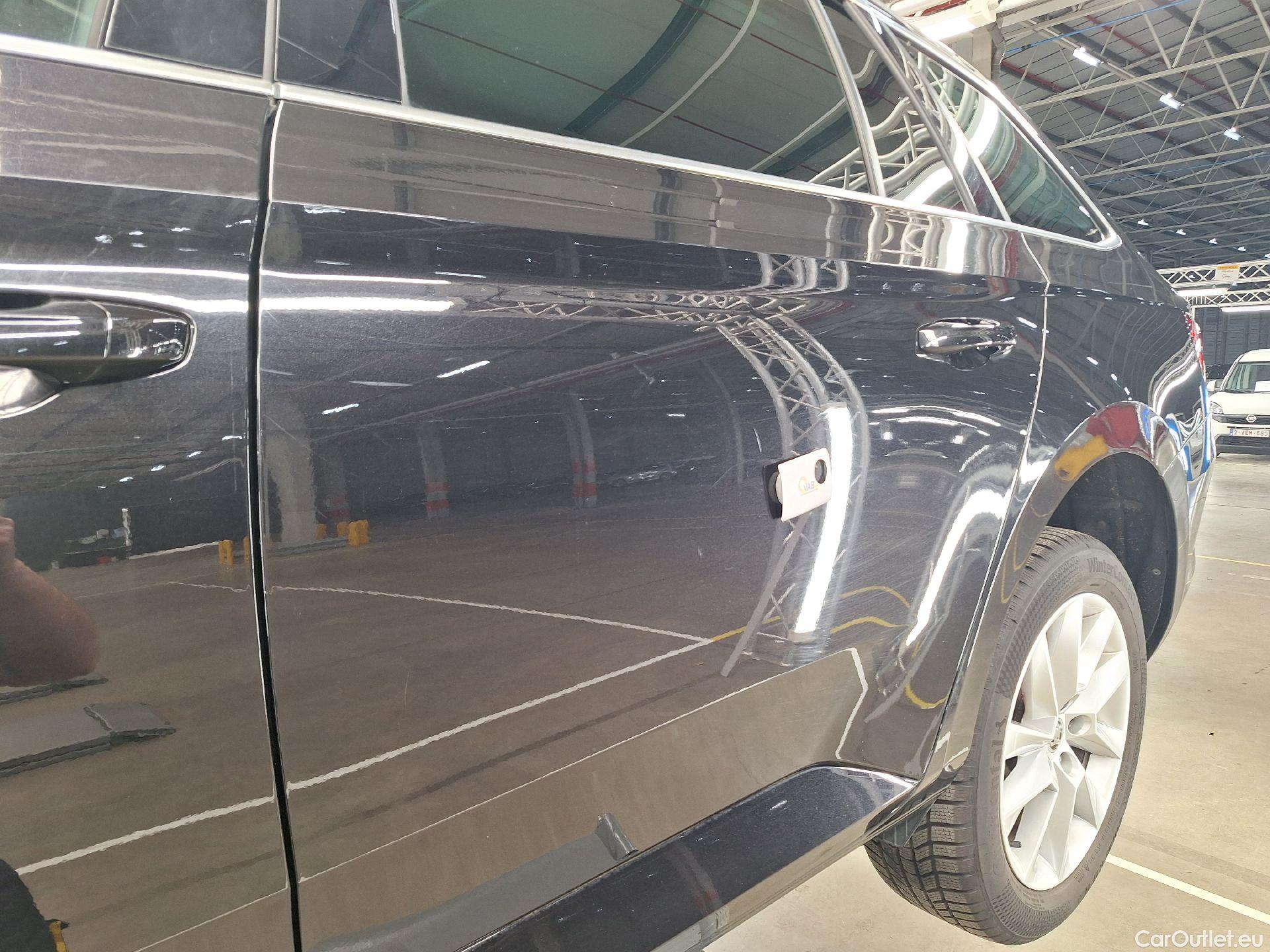  Skoda  Superb Skoda,  C FL'19 PHEV, Skoda  Combi 1.4 TSI iV 160kW DSG6 Clever 5d #26