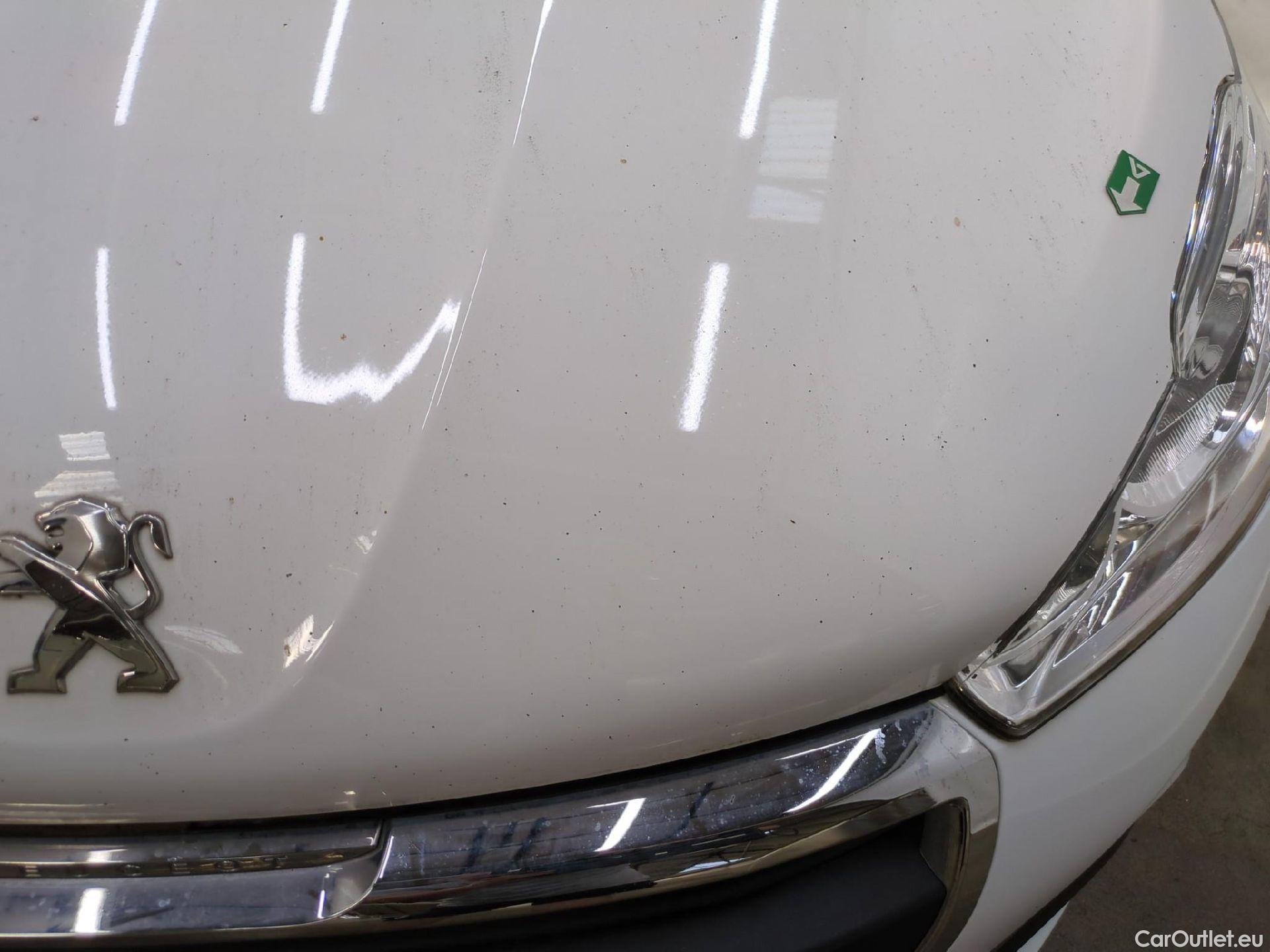  Peugeot  208  Affaire Premium Pack 1.5 HDi 100CV BVM5 E6dT #21