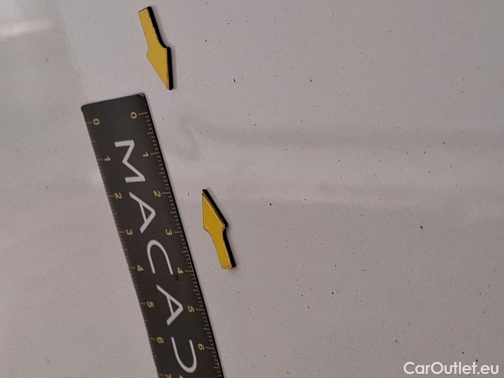 Peugeot  208 PEUGEOT  AFFAIRE VF 5p BER 1.6 BlueHDi 75 PACK CLIM bi-corps VU #51