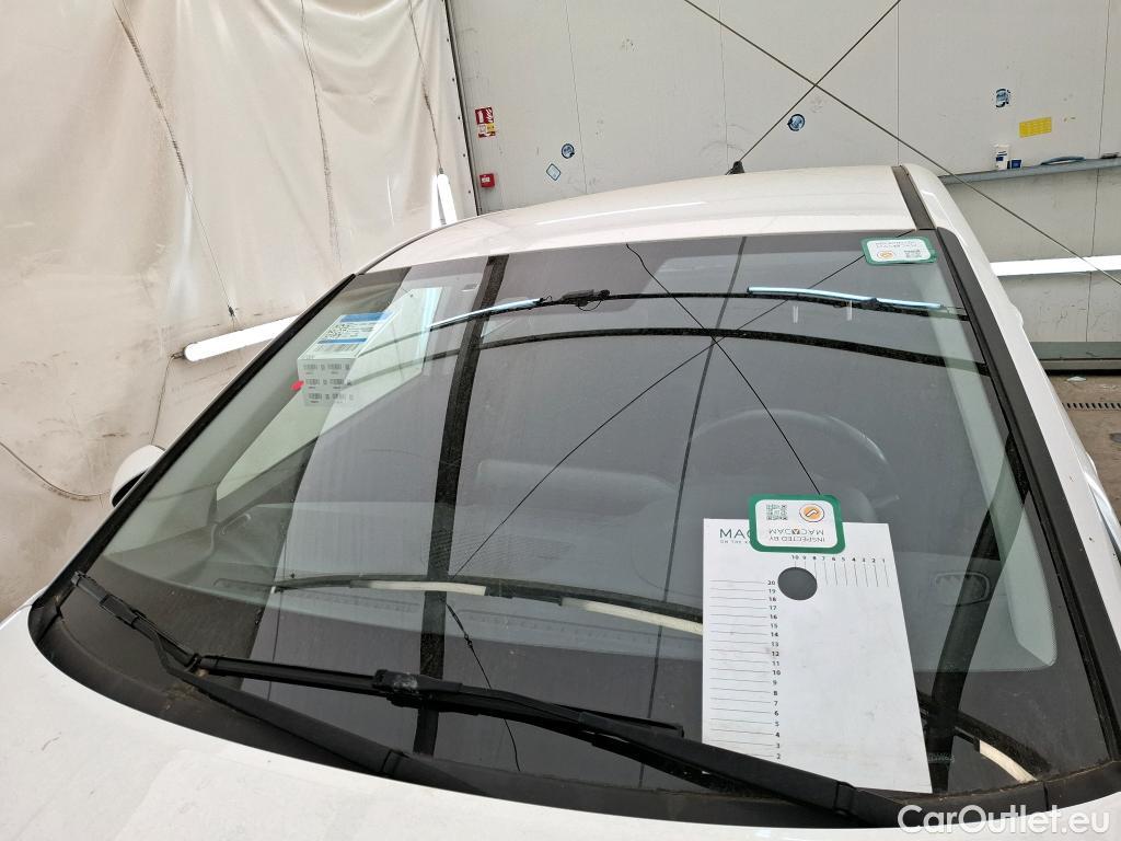  Hyundai  i20 HYUNDAI  / 2020 / 5P / Berline 1.0 T-GDI 100 HYBRID 48V Business DCT-7 TVU #11
