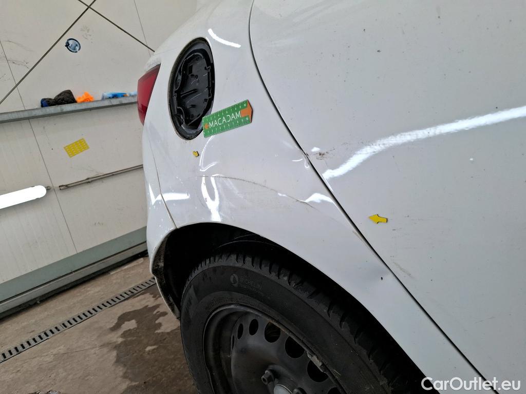  Renault  Clio  IV Air 1.5 dCi 75CV BVM5 E6 #1
