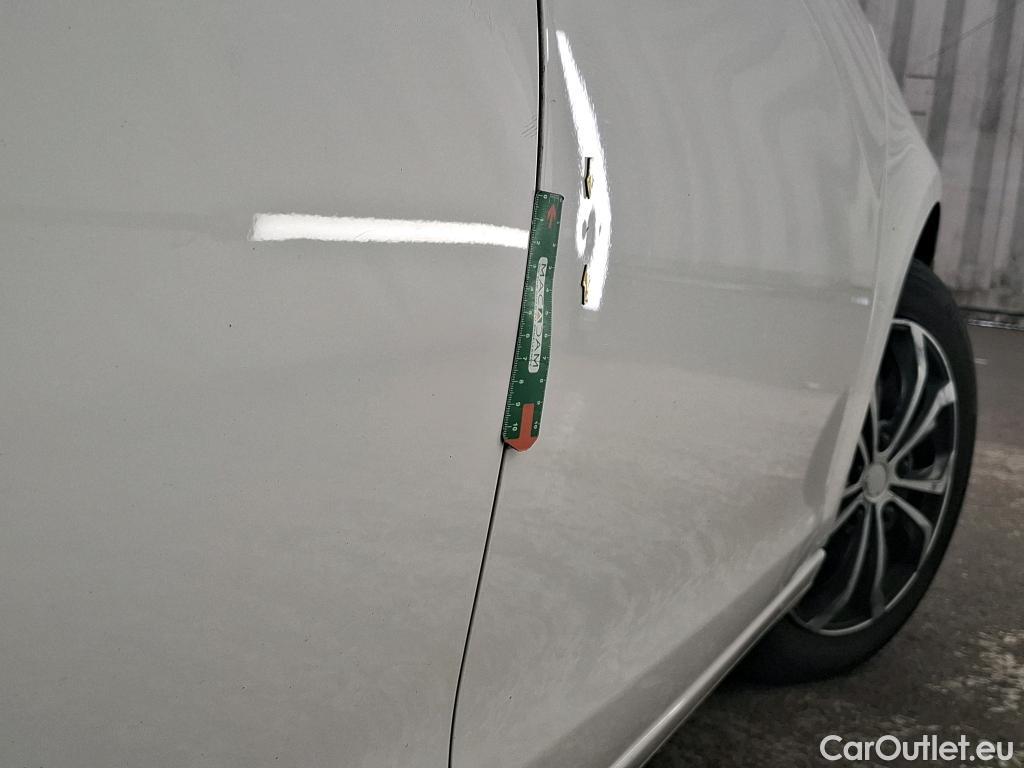  Peugeot  308  Active Pack 1.5 HDi 130CV BVM6 E6d #28