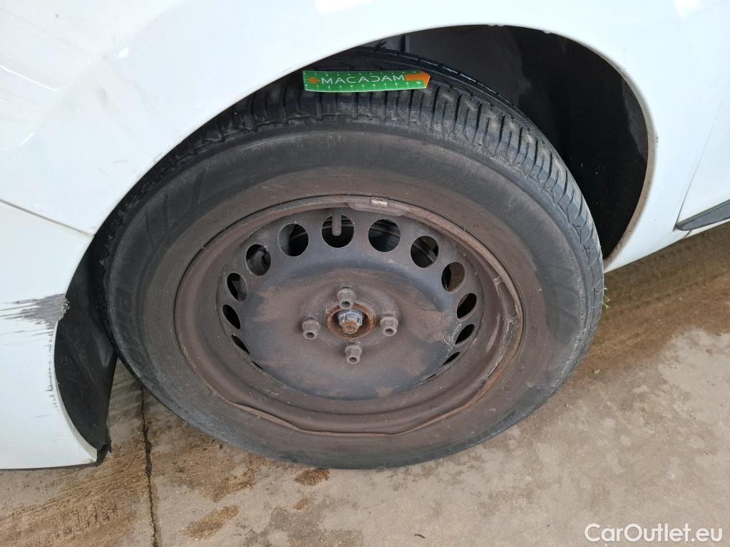  Renault  Clio  IV Air 1.5 dCi 75CV BVM5 E6 #80