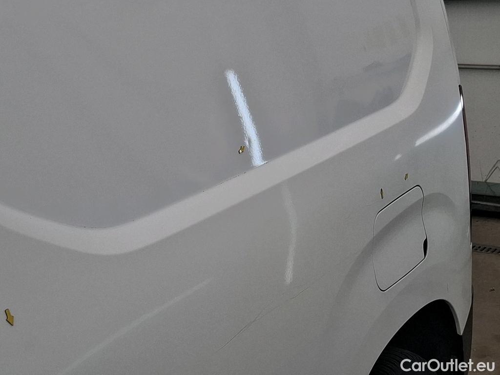  Citroen  Berlingo  Fourgon Club M 650 1.5 BlueHDi 100CV BVM5 E6dT #3