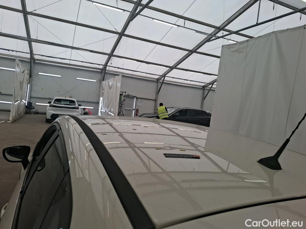  Renault  Captur  5p Crossover Business dCi 90 / TRANSFO VP/VF #4