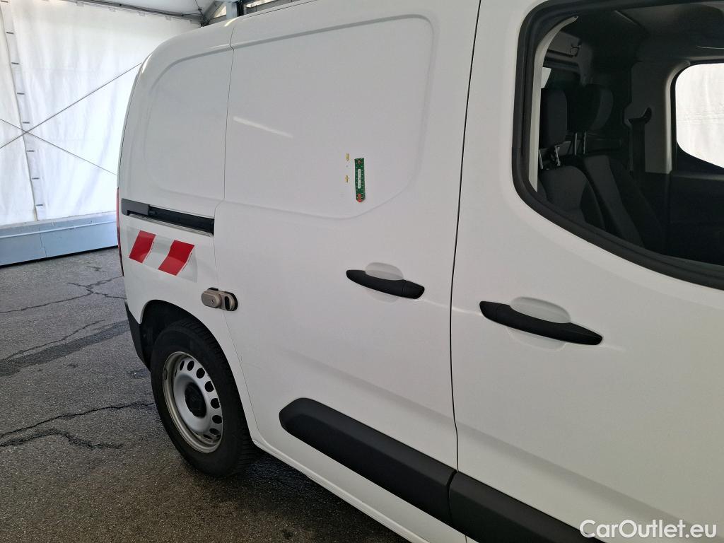  Citroen  Berlingo  Fourgon Worker M 1000 1.2 PureTech 130CV BVA8 E6d #35