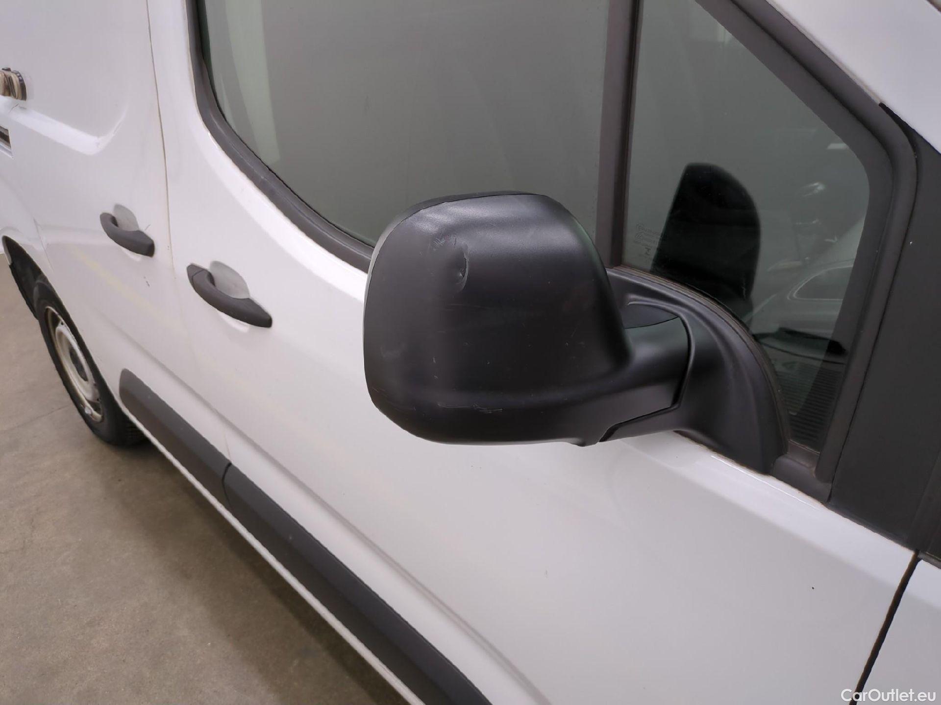  Citroen  Berlingo  Fourgon Club M 650 1.5 BlueHDi 75CV BVM5 E6dT #32