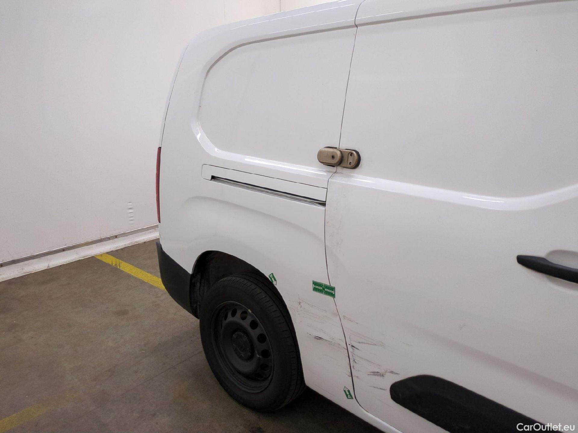  Citroen  Berlingo  Fourgon Club XL 950 1.5 BlueHDi 100CV BVM5 E6dT #31