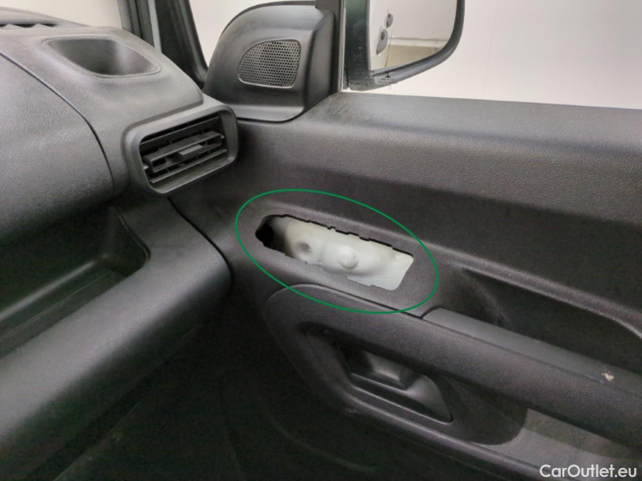  Citroen  Berlingo  Fourgon Club XL 950 1.5 BlueHDi 100CV BVM5 E6dT #9