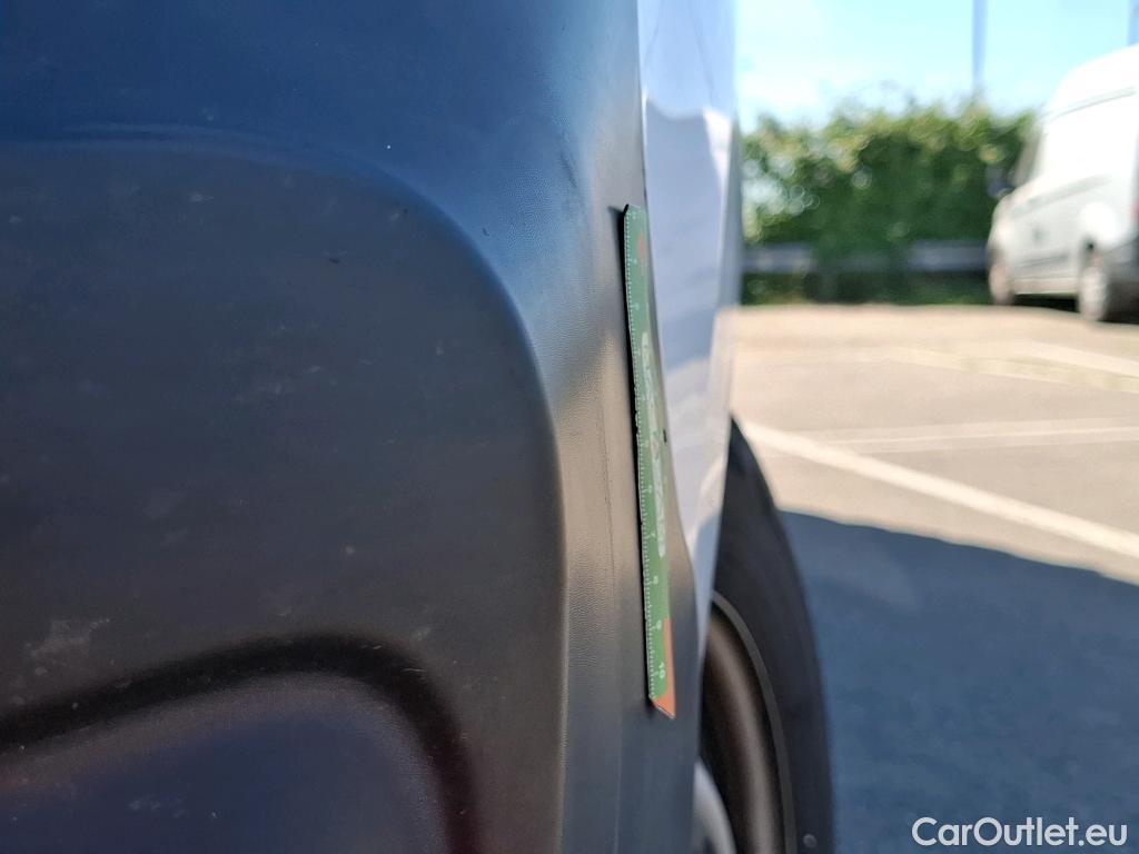  Peugeot  Expert  Fourgon Asphalt L3 2.0 HDi 120CV BVM6 E6dT #3