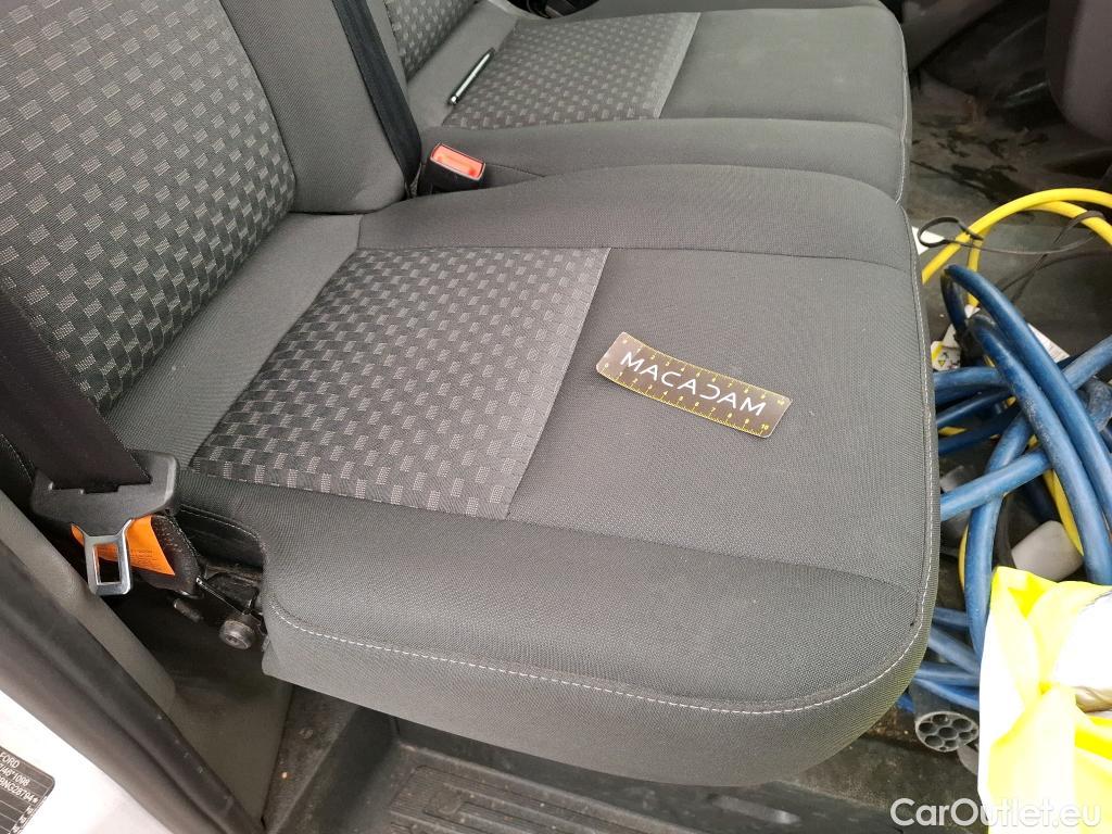  Ford  Transit FORD  / 2019 / 4P / Fourgon tôlé E 390 L3H3 elec.184CH TREND BUSINE #55