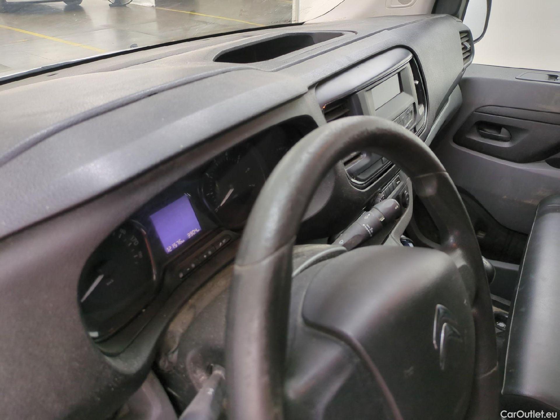  Citroen  Jumpy  Fourgon Control M 2.0 BlueHDi 120CV BVM6 E6dT #17