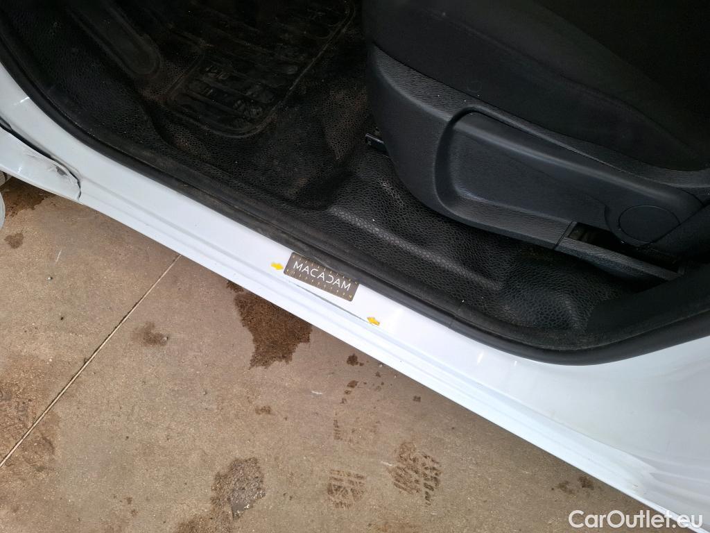  Renault  Kangoo  Express Maxi Extra (Série Spéciale) 1.5 dCi 90CV BVM5 E6 #4