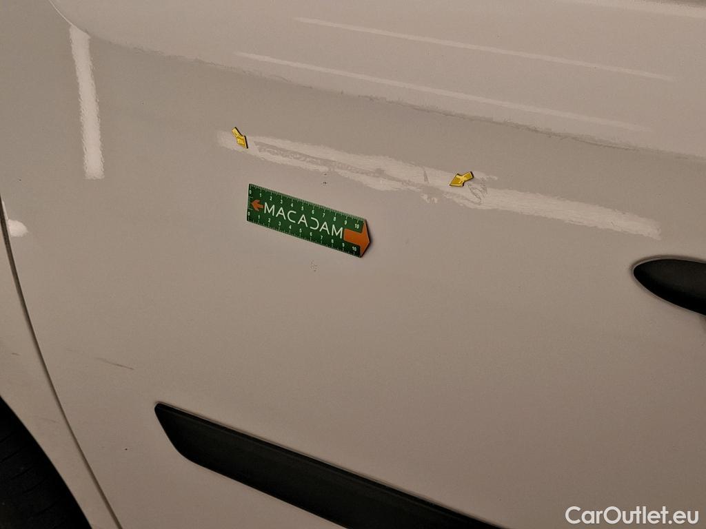  Renault  Kangoo  Express Extra (Série Spéciale) 1.5 dCi 75CV BVM5 E6 #11