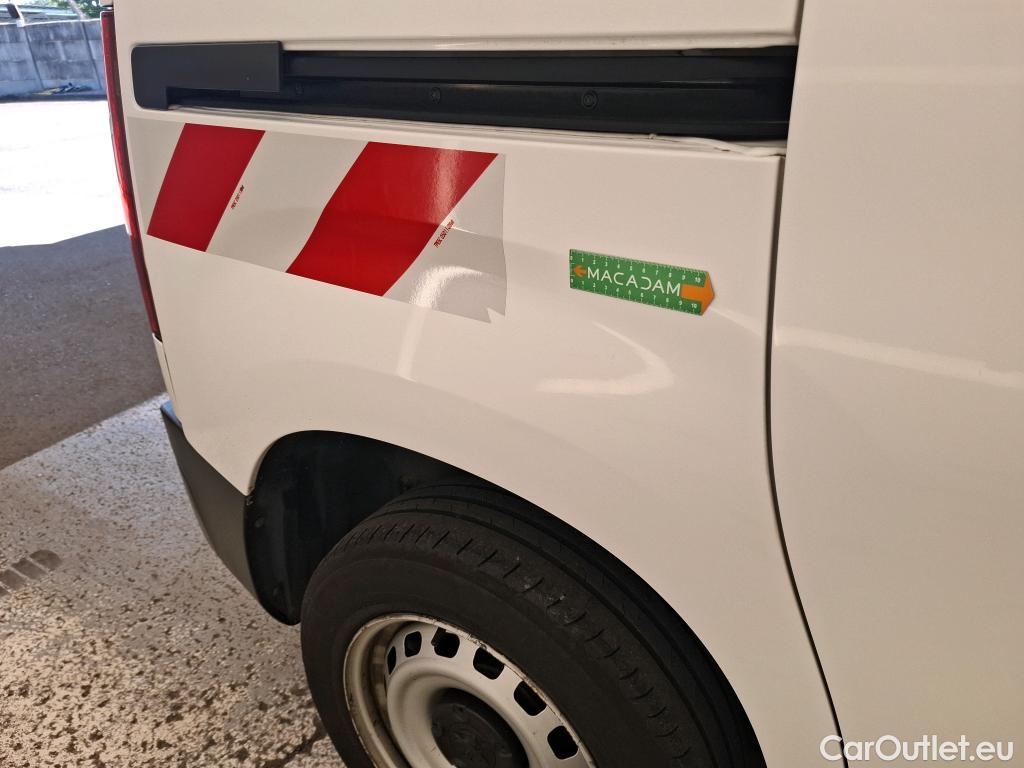  Peugeot  Partner  Asphalt L1 1.5 HDi 100CV BVM6 E6d #10