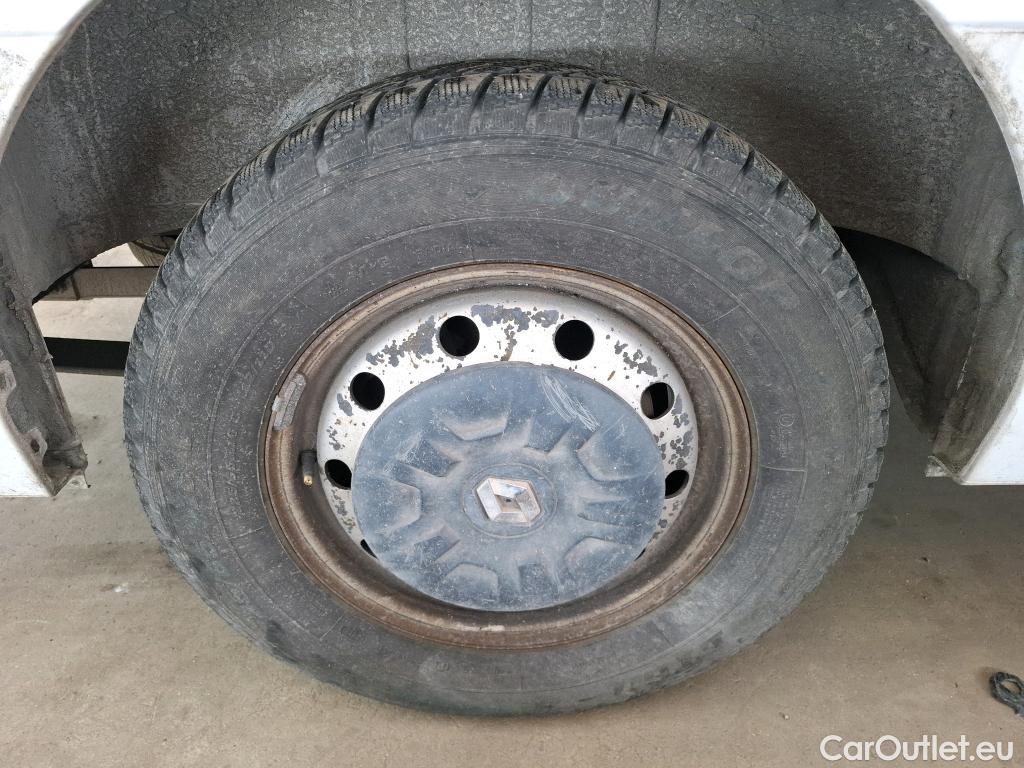  Renault  Master  III Fourgon L2H2 3 5 Grand Confort dCi 130CV BVM6 E6 #52