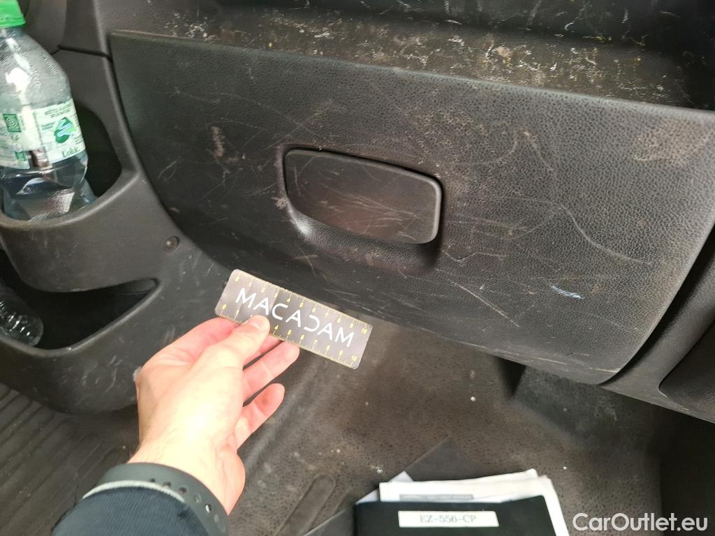  Renault  Master  III Fourgon L2H2 3 5 Grand Confort dCi 130CV BVM6 E6 #99
