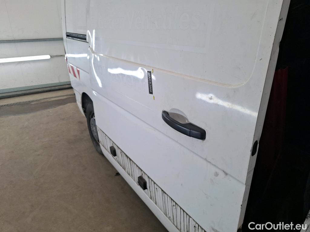  Renault  Master  III Fourgon L2H2 3 5 Grand Confort dCi 130CV BVM6 E6 #18