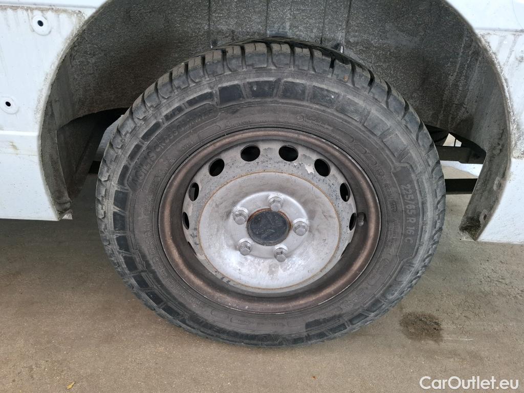  Renault  Master  III Fourgon L2H2 3 5 Grand Confort dCi 130CV BVM6 E6 #124