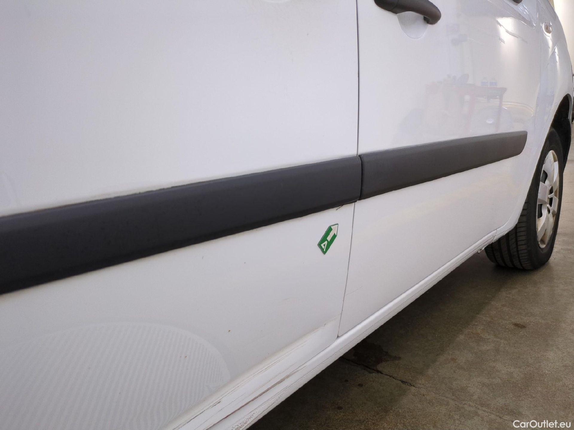  Renault  Kangoo  II Express Maxi Extra (Série Spéciale) 1.5 dCi 95CV BVM6 E6dT #43