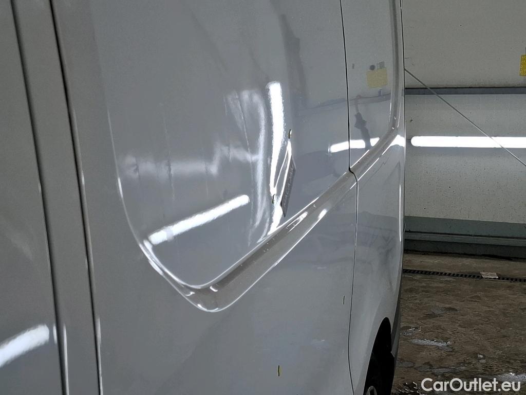  Renault  Trafic RENAULT  / 2019 / 4P / Fourgon tole FG GCF L1H1 1000 dCi 120 #3