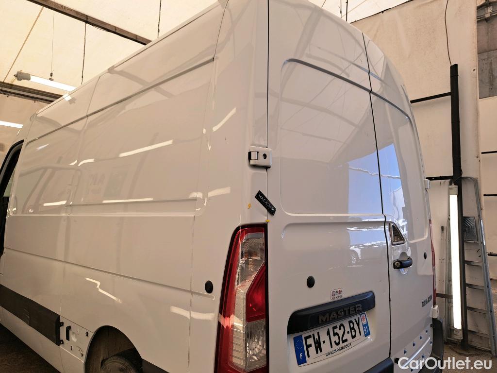  Renault  Master  III Fourgon L2H2 3 5 Grand Confort dCi 135CV BVM6 E6dT #61