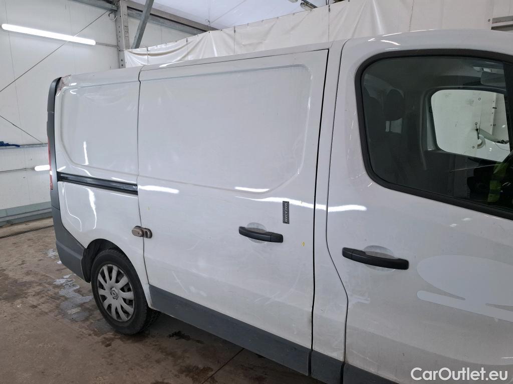 Renault  Trafic RENAULT  / 2019 / 4P / Fourgon tole FG GCF L1H1 1000 dCi 120 #21