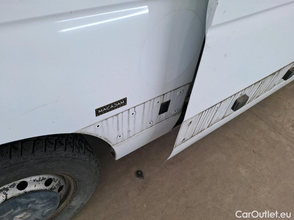  Renault  Master  III Fourgon L2H2 3 5 Grand Confort dCi 130CV BVM6 E6 #49