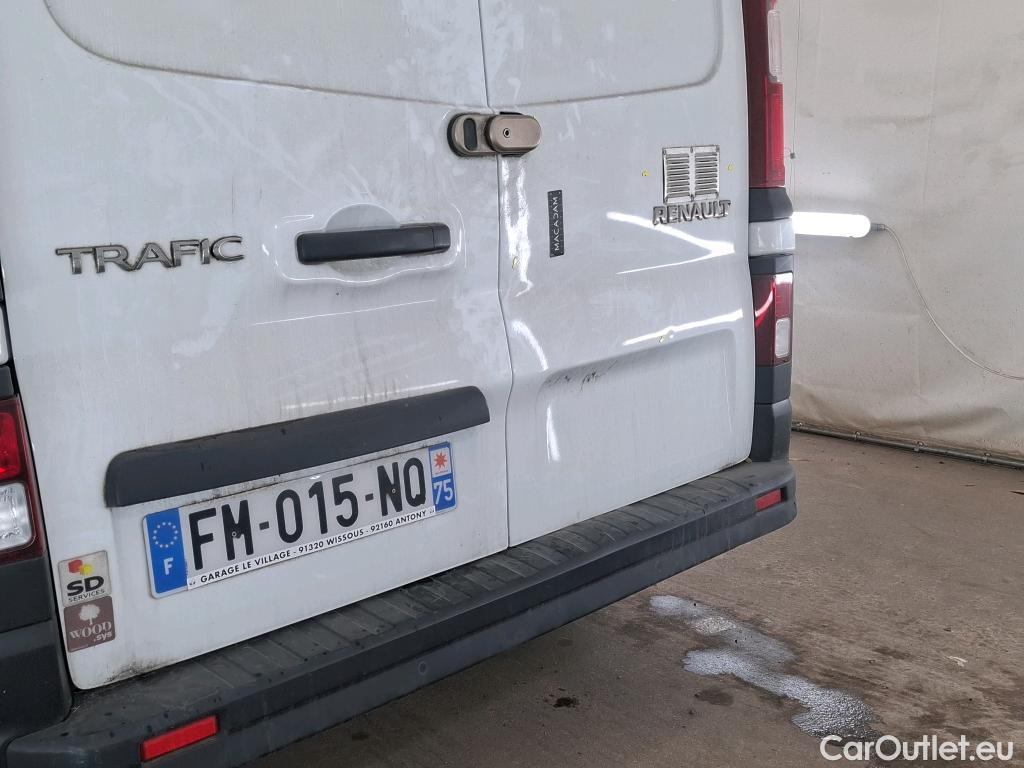  Renault  Trafic RENAULT  / 2019 / 4P / Fourgon tole FG GCF L1H1 1000 dCi 120 #48
